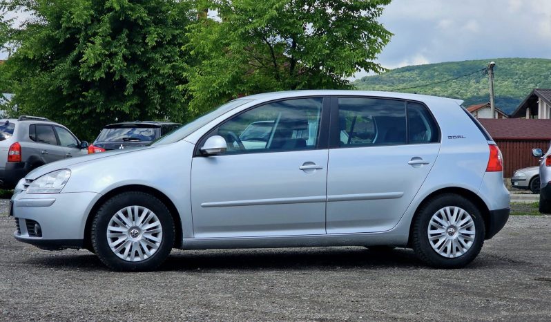 VW GOLF V 2006 cu posibilitate de achzitie CASH/RATE FIXE full