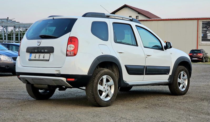 DACIA DUSTER 4X4 2010 cu posibilitate de achizitie in RATE FIXE/CASH full