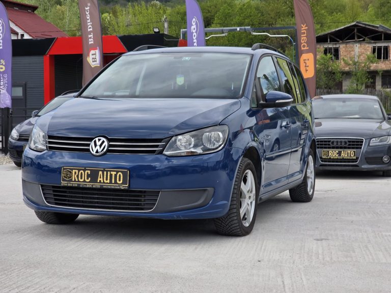 Cauti o masina spatioasa de familie cu care sa strabati toata tara?